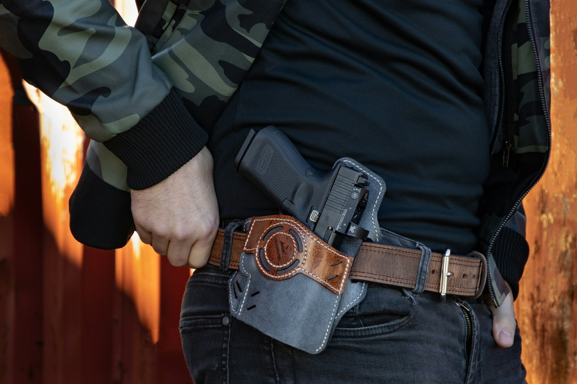 Getting the Most Out of Your Quick-Draw Pistol Holster - VULCAN