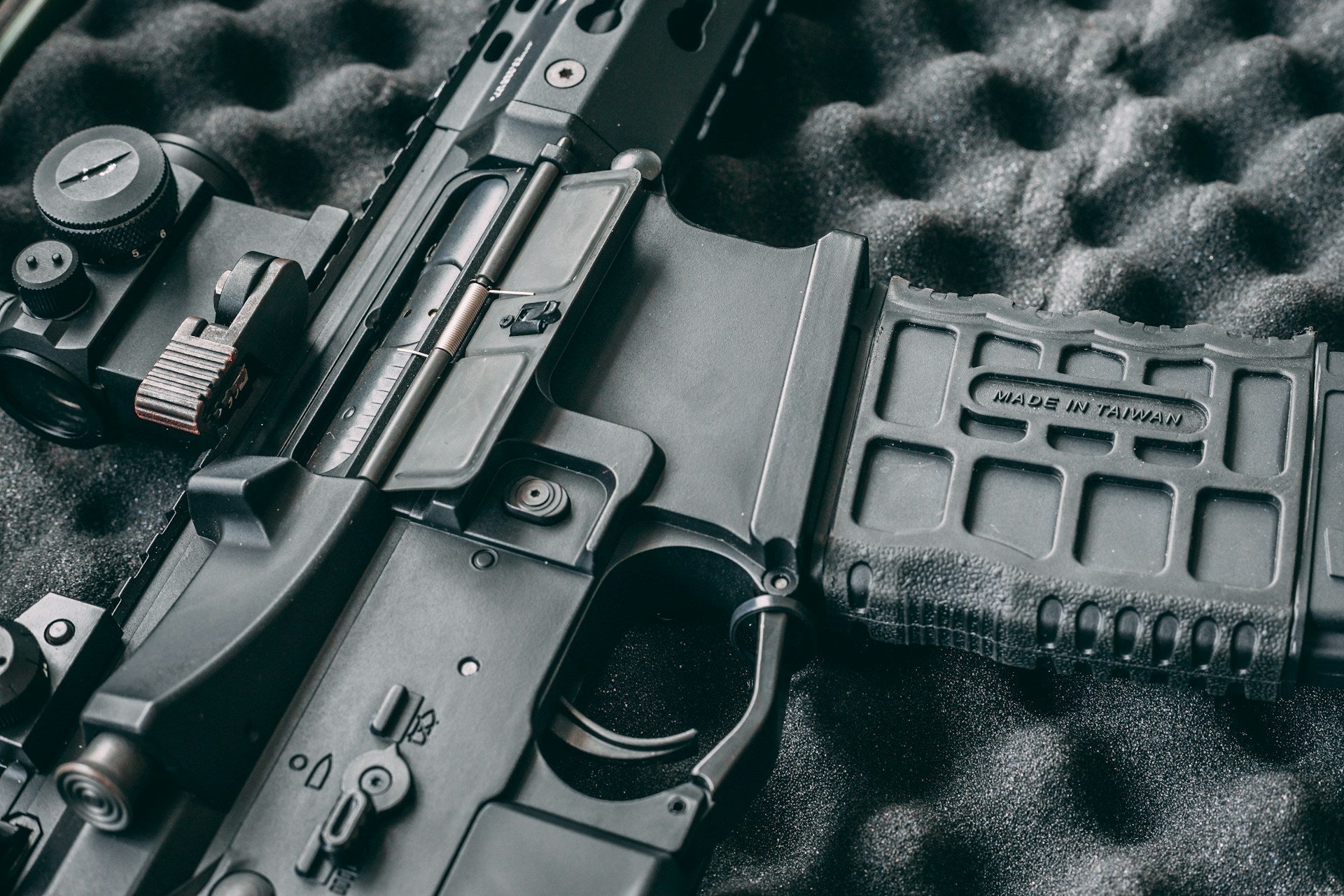 What to Check Before Installing a Car Mount Holster - VULCAN