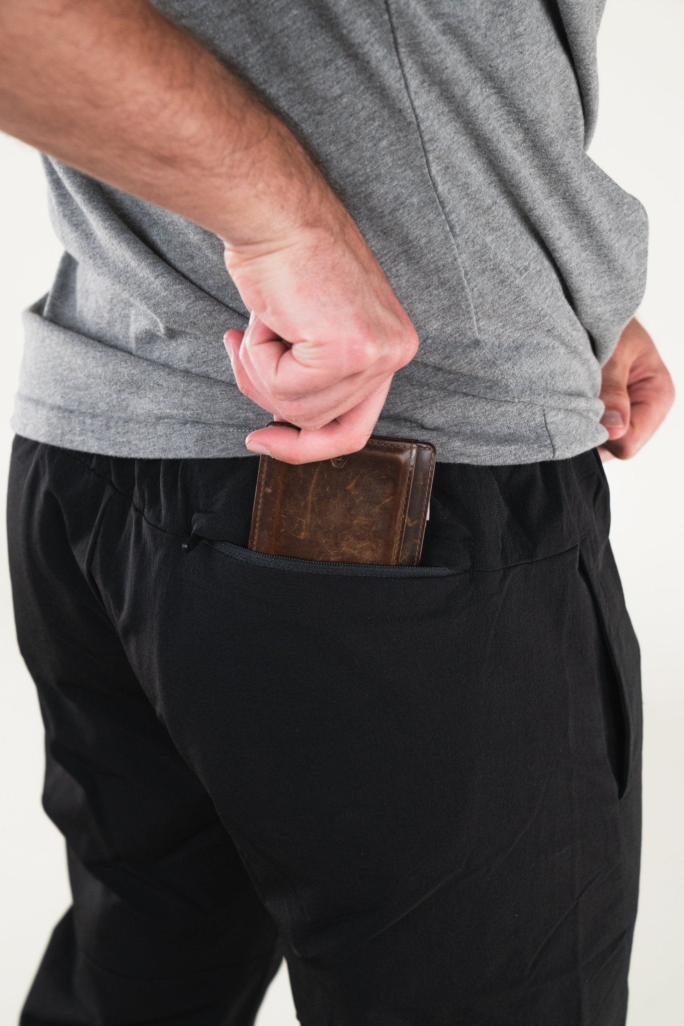 Carrier Traveler Joggers - Midnight Black - VULCAN