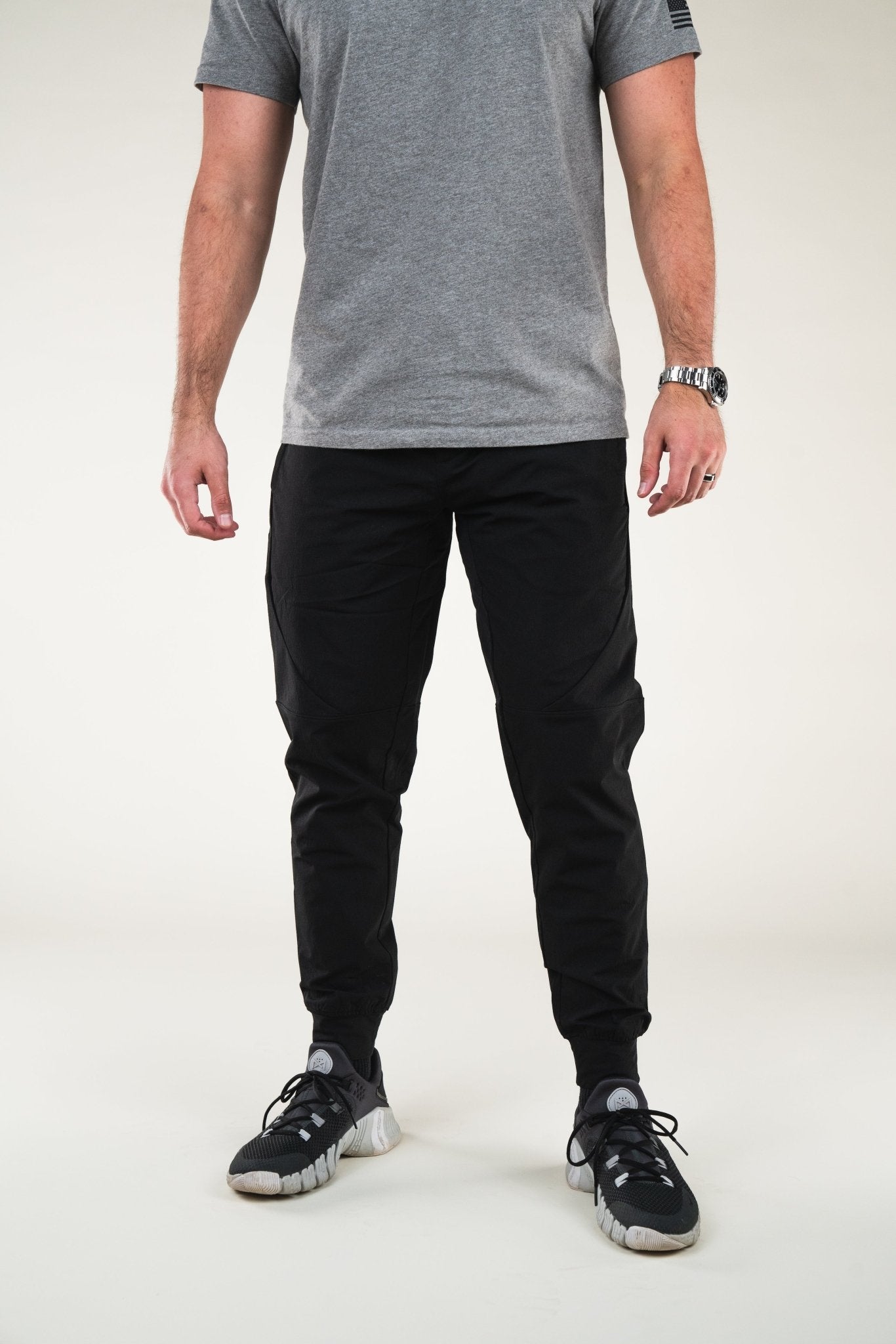 Carrier Traveler Joggers - Midnight Black - VULCAN